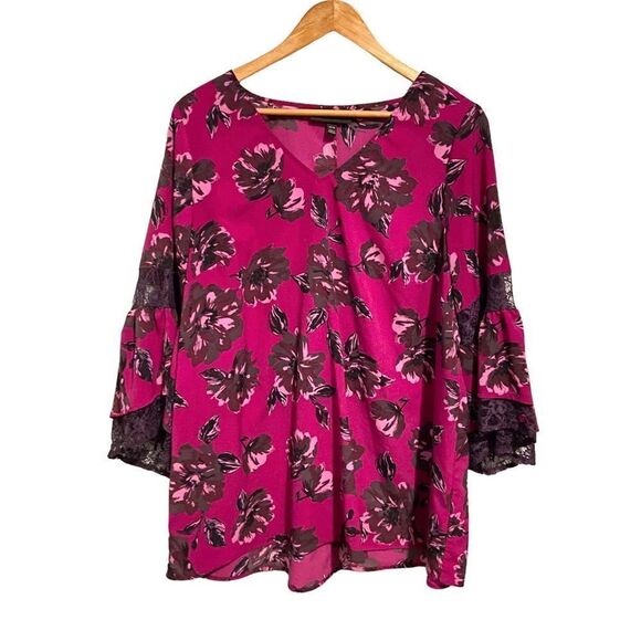 Lane Bryant Floral Lace Ruffle Blouse in Size 14/16 - Picture 2 of 8